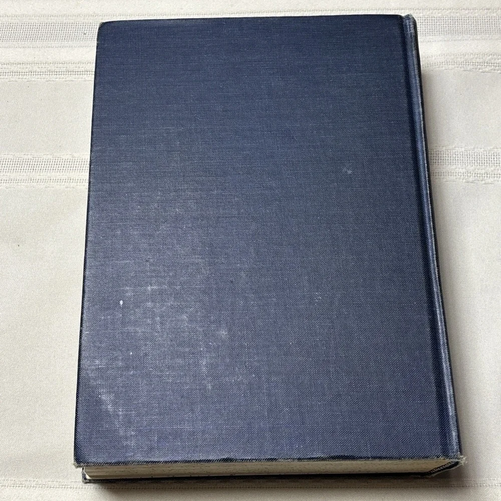 1970 Webster's New World Dictionary Of American Language Second College Edition
